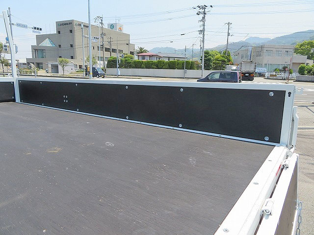 三菱ふそうキャンタークレーン4段小型（2t・3t）[写真10]