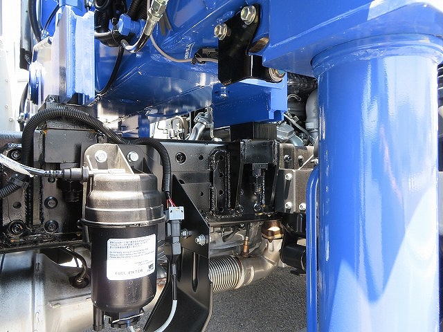 三菱ふそうキャンタークレーン4段小型（2t・3t）[写真25]