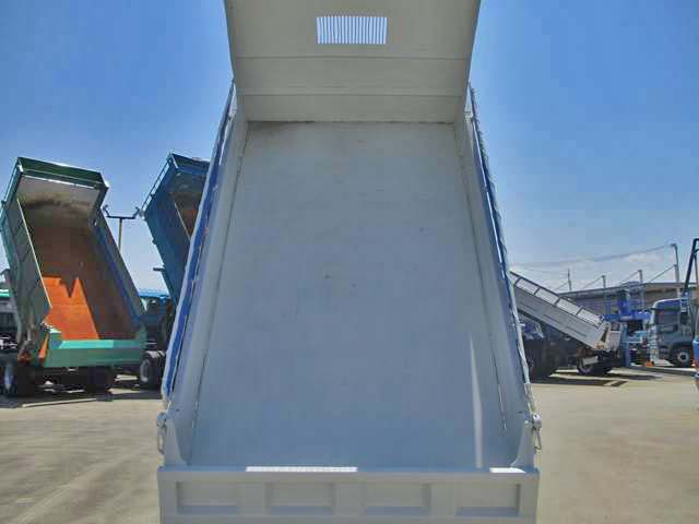 三菱ふそうファイターダンプ中型（4t）[写真17]