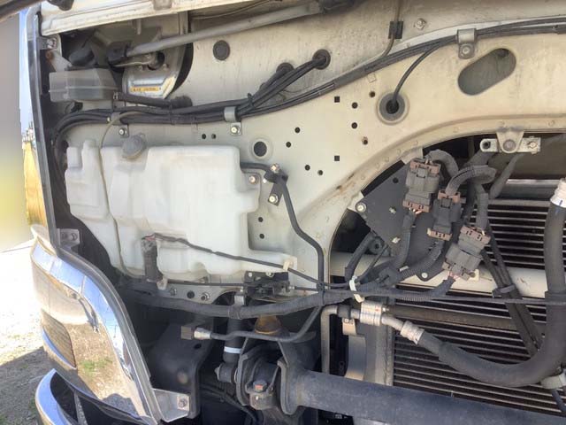 三菱ふそうスーパーグレートパネルウイング大型（10t）[写真11]