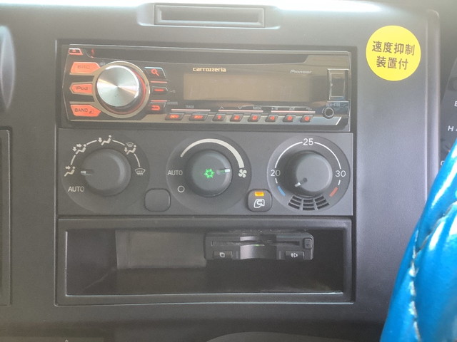 三菱ふそうスーパーグレートパネルウイング大型（10t）[写真30]