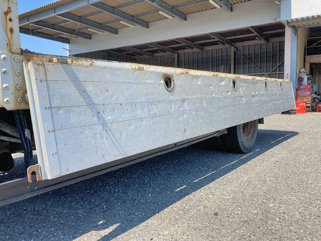 いすゞフォワードクレーン5段中型（4t）[写真12]