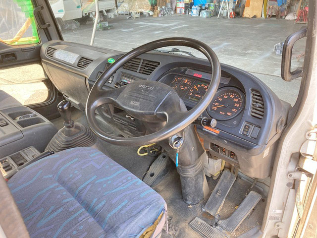 いすゞフォワードクレーン5段中型（4t）[写真34]