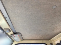 いすゞエルフダンプ小型（2t・3t）[写真24]