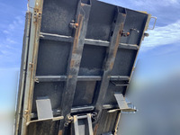 いすゞエルフダンプ小型（2t・3t）[写真09]