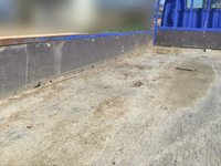 三菱ふそうキャンター平ボディ小型（2t・3t）[写真10]