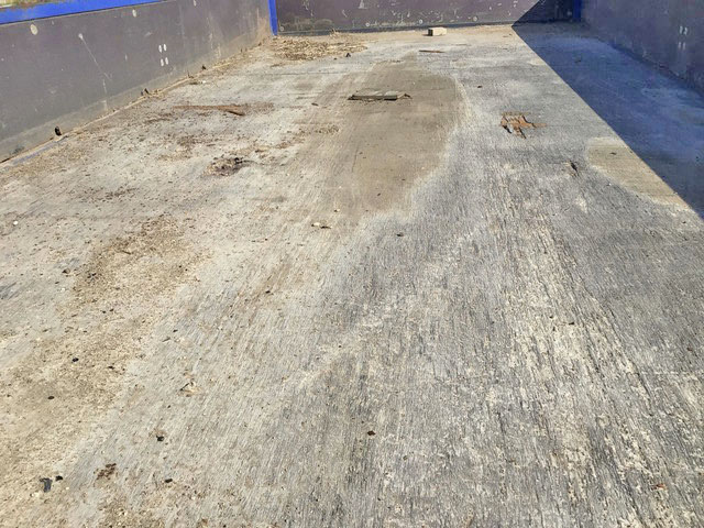 三菱ふそうキャンター平ボディ小型（2t・3t）[写真09]