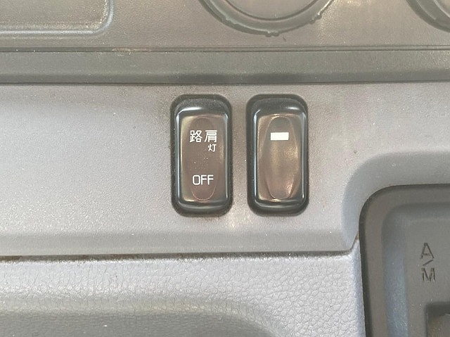 三菱ふそうキャンターアルミバン小型（2t・3t）[写真15]