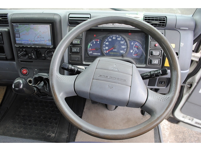 三菱ふそうキャンターセーフティローダー小型（2t・3t）[写真29]