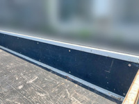 日産アトラス平ボディ小型（2t・3t）[写真11]