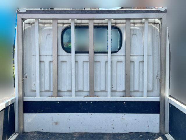 日産アトラス平ボディ小型（2t・3t）[写真12]