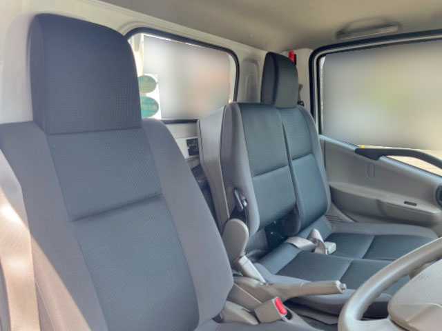 日産アトラス平ボディ小型（2t・3t）[写真23]