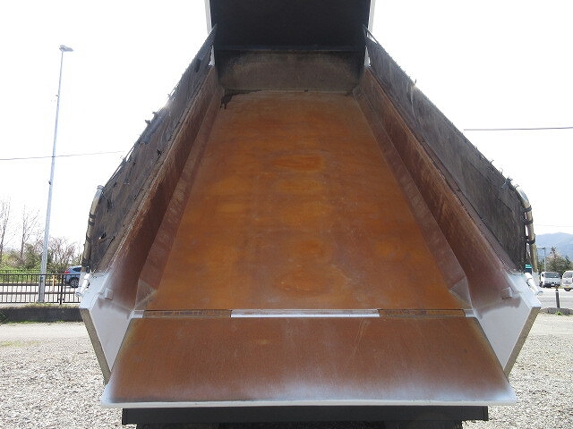 三菱ふそうスーパーグレートダンプ大型（10t）[写真16]