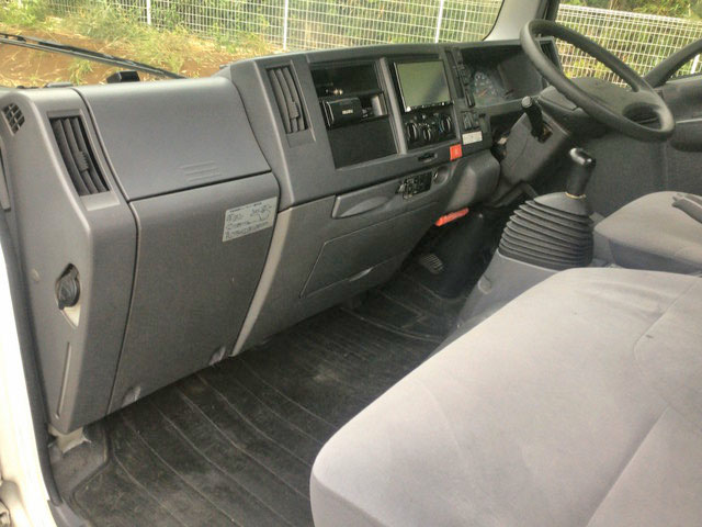 いすゞエルフアルミブロック小型（2t・3t）[写真32]