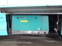 いすゞエルフ移動販売車小型（2t・3t）[写真25]