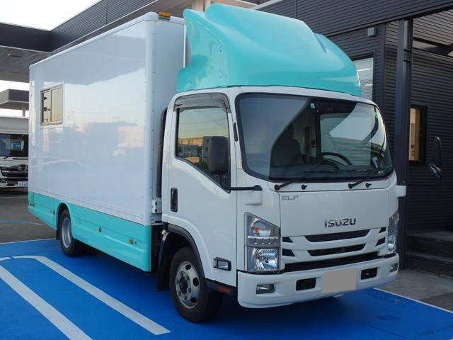 いすゞエルフ移動販売車小型（2t・3t）[写真03]