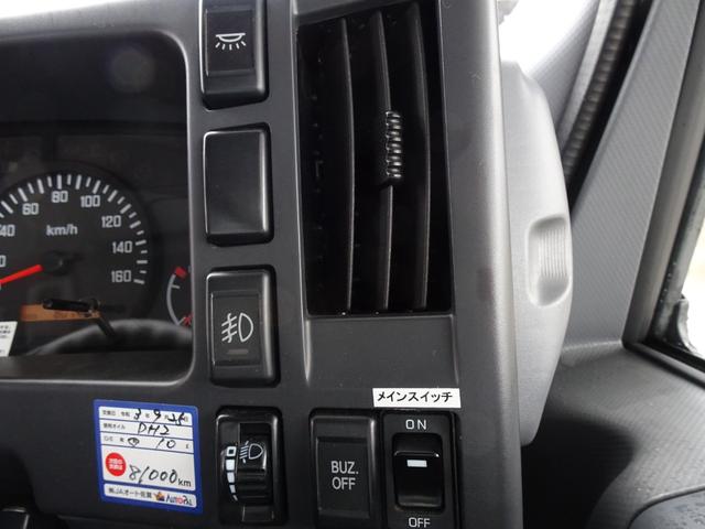 いすゞエルフ移動販売車小型（2t・3t）[写真27]