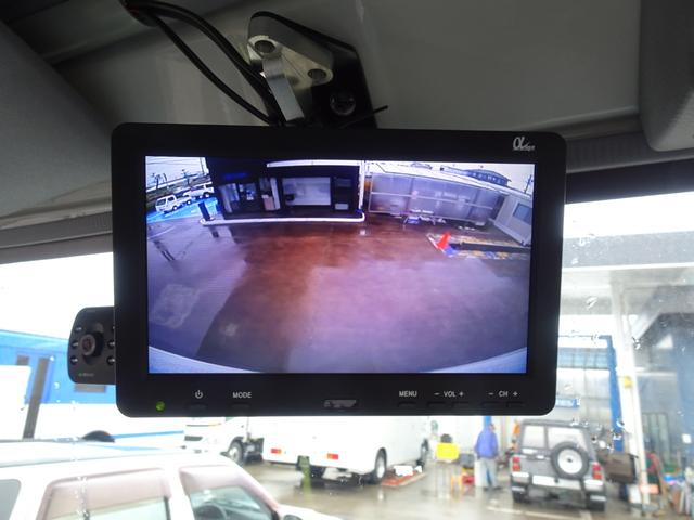 いすゞエルフ移動販売車小型（2t・3t）[写真29]