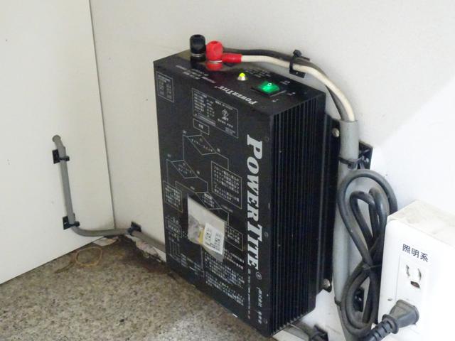 いすゞエルフ移動販売車小型（2t・3t）[写真34]