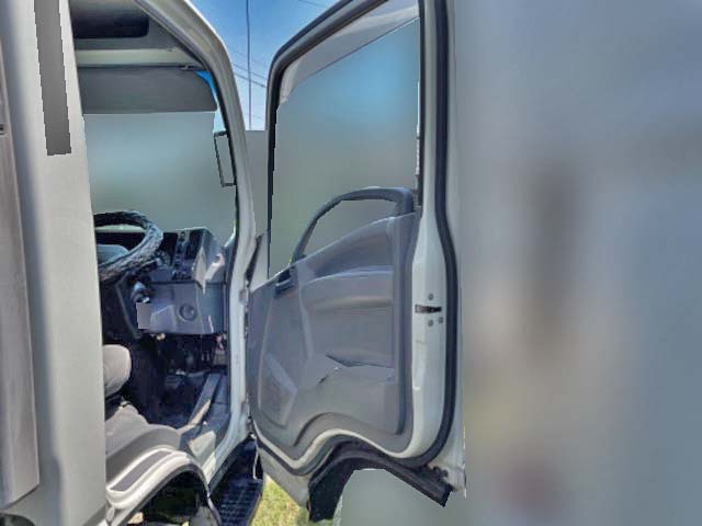 日産アトラスアルミバン小型（2t・3t）[写真28]