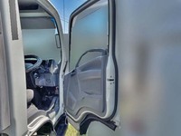 日産アトラスアルミバン小型（2t・3t）[写真28]