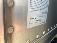 いすゞエルフアルミバン小型（2t・3t）[写真13]