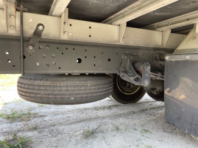 いすゞエルフアルミバン小型（2t・3t）[写真17]