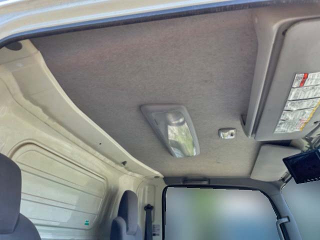 いすゞエルフアルミバン小型（2t・3t）[写真22]