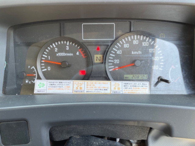 いすゞエルフアルミバン小型（2t・3t）[写真24]