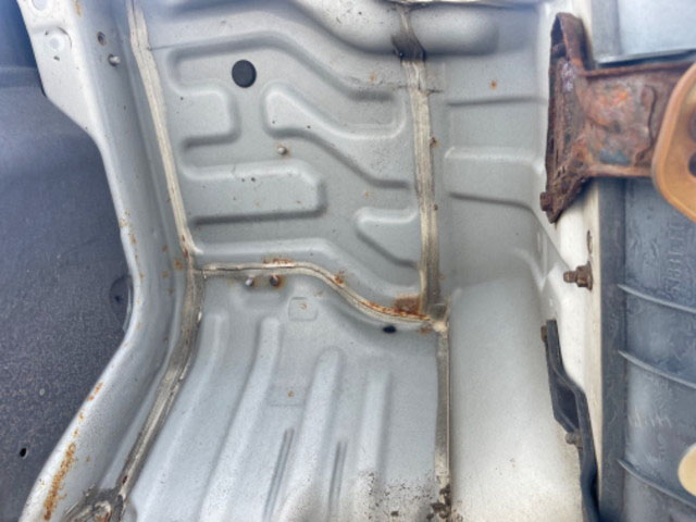 日野レンジャー冷凍車（冷蔵車）中型（4t）[写真20]