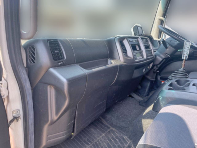 日野レンジャー冷凍車（冷蔵車）中型（4t）[写真26]