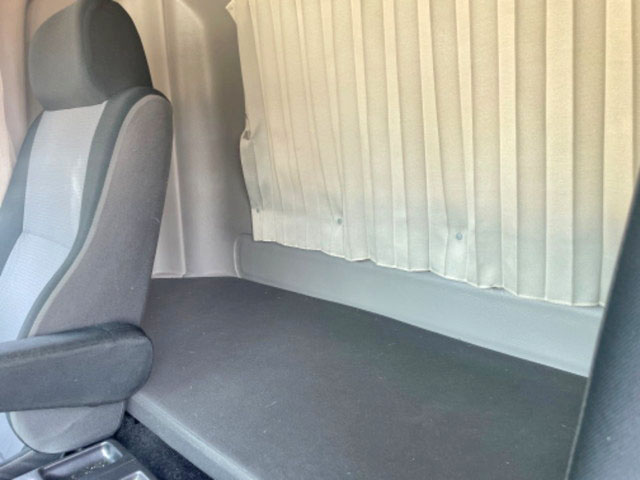 日野レンジャー冷凍車（冷蔵車）中型（4t）[写真28]