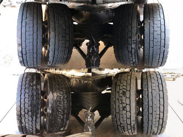 いすゞギガセーフティローダー大型（10t）[写真19]