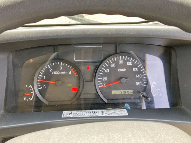 いすゞエルフ冷凍車（冷蔵車）小型（2t・3t）[写真39]