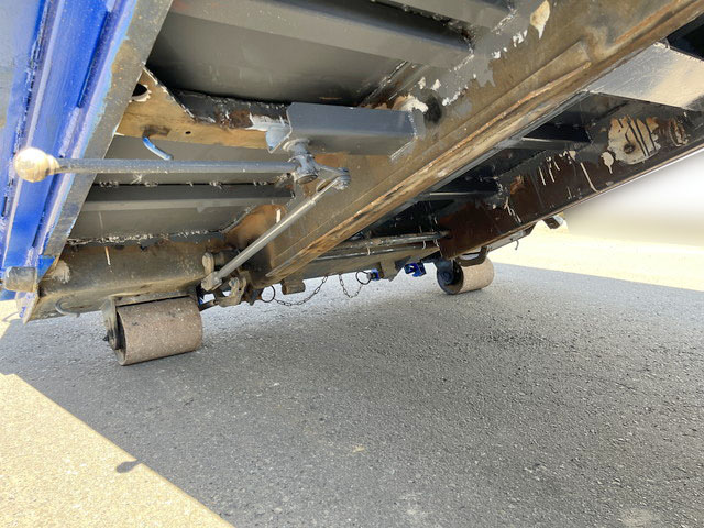 三菱ふそうファイターアームロール中型（4t）[写真26]