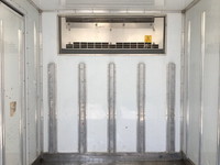 いすゞエルフ冷凍車（冷蔵車）小型（2t・3t）[写真12]