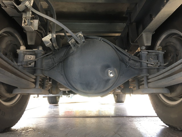 いすゞエルフ冷凍車（冷蔵車）小型（2t・3t）[写真24]