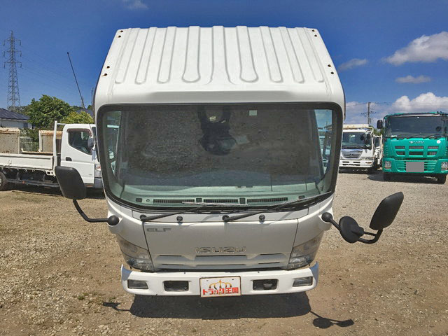 いすゞエルフ冷凍車（冷蔵車）小型（2t・3t）[写真09]