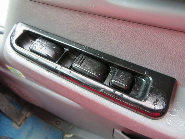 日産アトラスパッカー車（塵芥車）小型（2t・3t）[写真16]