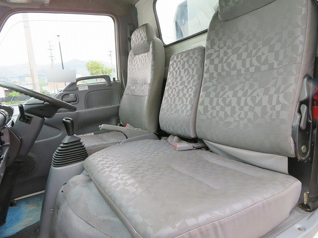 日産アトラスパッカー車（塵芥車）小型（2t・3t）[写真09]