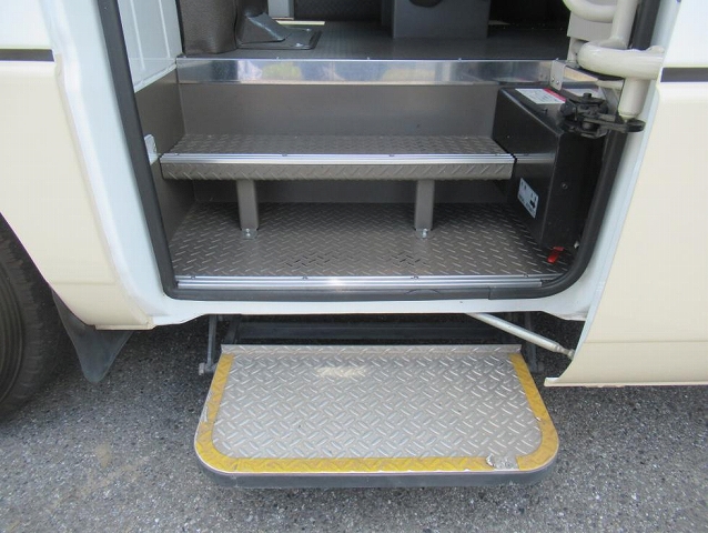 三菱ふそうローザマイクロバス[写真15]