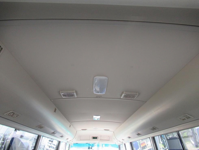 三菱ふそうローザマイクロバス[写真23]