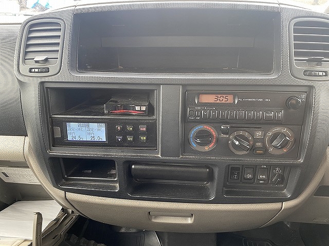 日産アトラス冷凍車（冷蔵車）小型（2t・3t）[写真18]