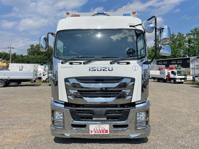 いすゞギガアルミウイング大型（10t）[写真07]