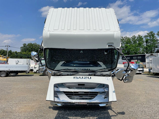 いすゞギガアルミウイング大型（10t）[写真08]