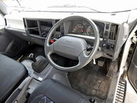 いすゞエルフクレーン4段小型（2t・3t）[写真10]