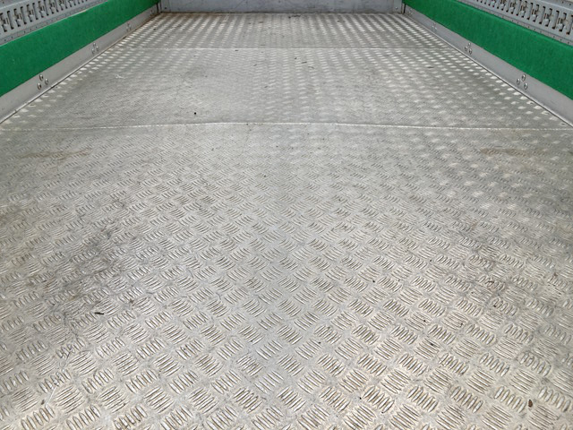 日野デュトロクレーン6段小型（2t・3t）[写真12]