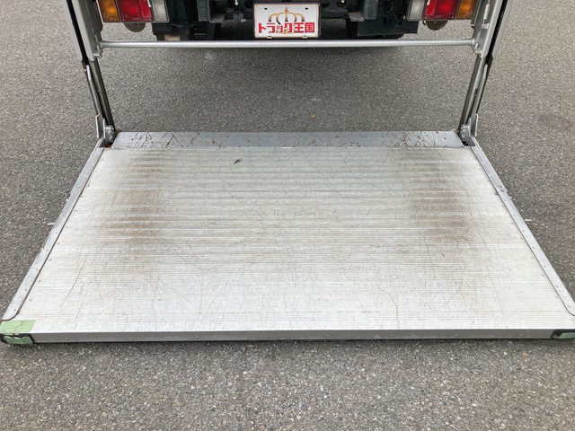 日野デュトロクレーン6段小型（2t・3t）[写真21]