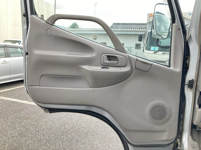 日野デュトロクレーン6段小型（2t・3t）[写真30]