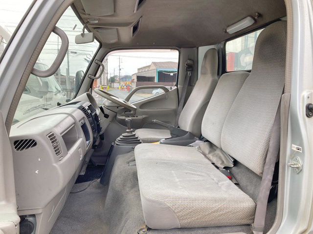 日野デュトロクレーン6段小型（2t・3t）[写真33]